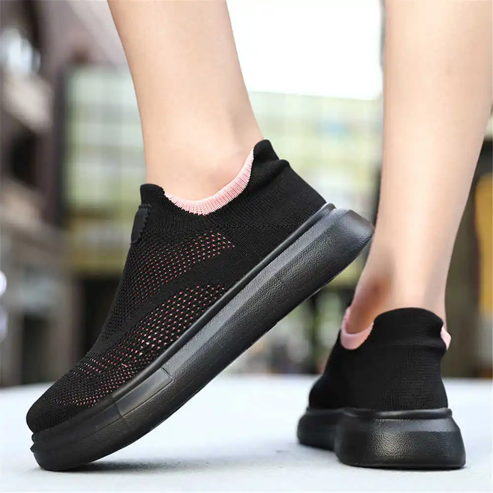 Young Men'S Grooming Kit - Stoking Platform sepatu cokelat untuk wanita